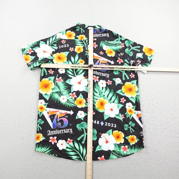 Inn n Out Burger Shirt Mens Large Green Hawaiian 75th Anniversary Button Up NEW - Picture 5 of 10